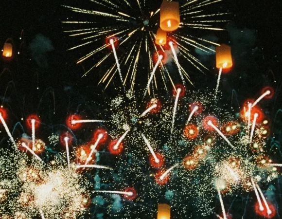 ¿Cuándo son los farolillos de Tailandia? Todo sobre el Festival Yi Peng y Loy Krathong